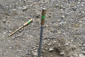 Versenken der Erdnägel